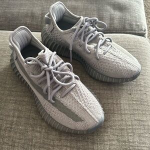 Yeezy Boost 350 v2 grey size 6